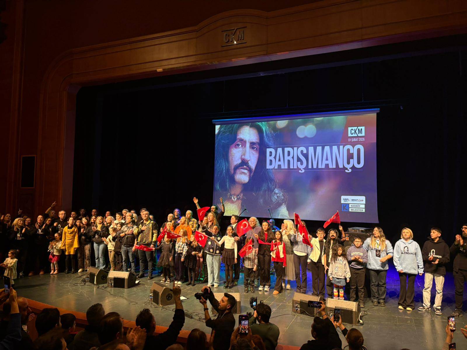 Kadıköy ‘Barış Abi'sini şarkılarıyla andı